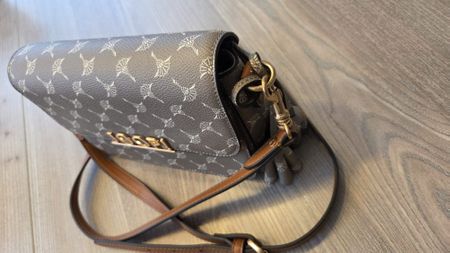 Joop! Umhängetasche in Taupe - Top Zustand, wie neu!