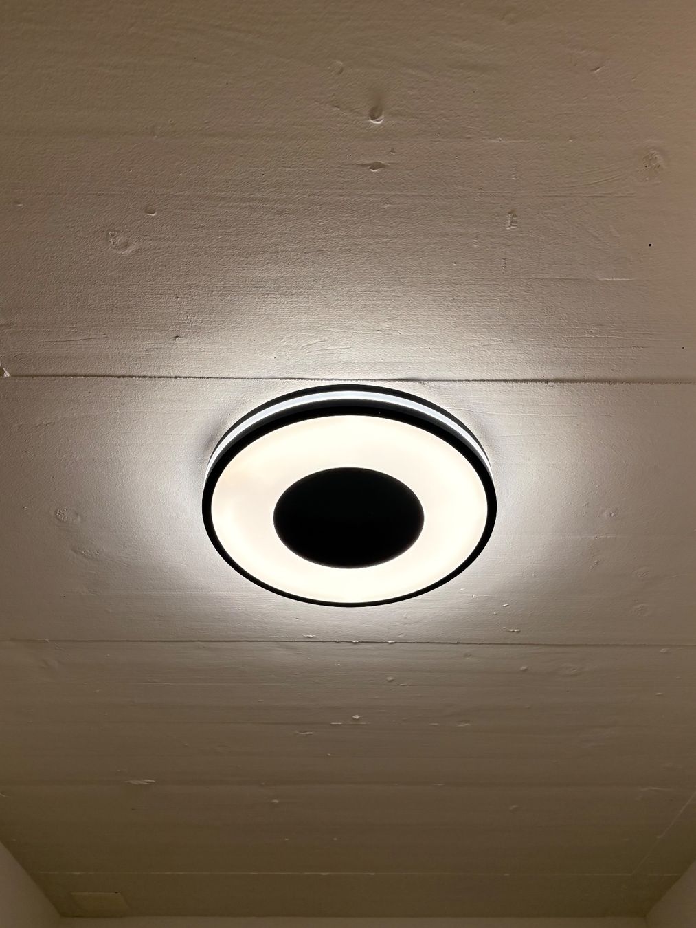 Philips Kronleuchter & Deckenlampen: Philips Hue Being Basis Deckenleuchte - Schwarz – Gebraucht aus Uetikon am See von gko_lpw8 3
