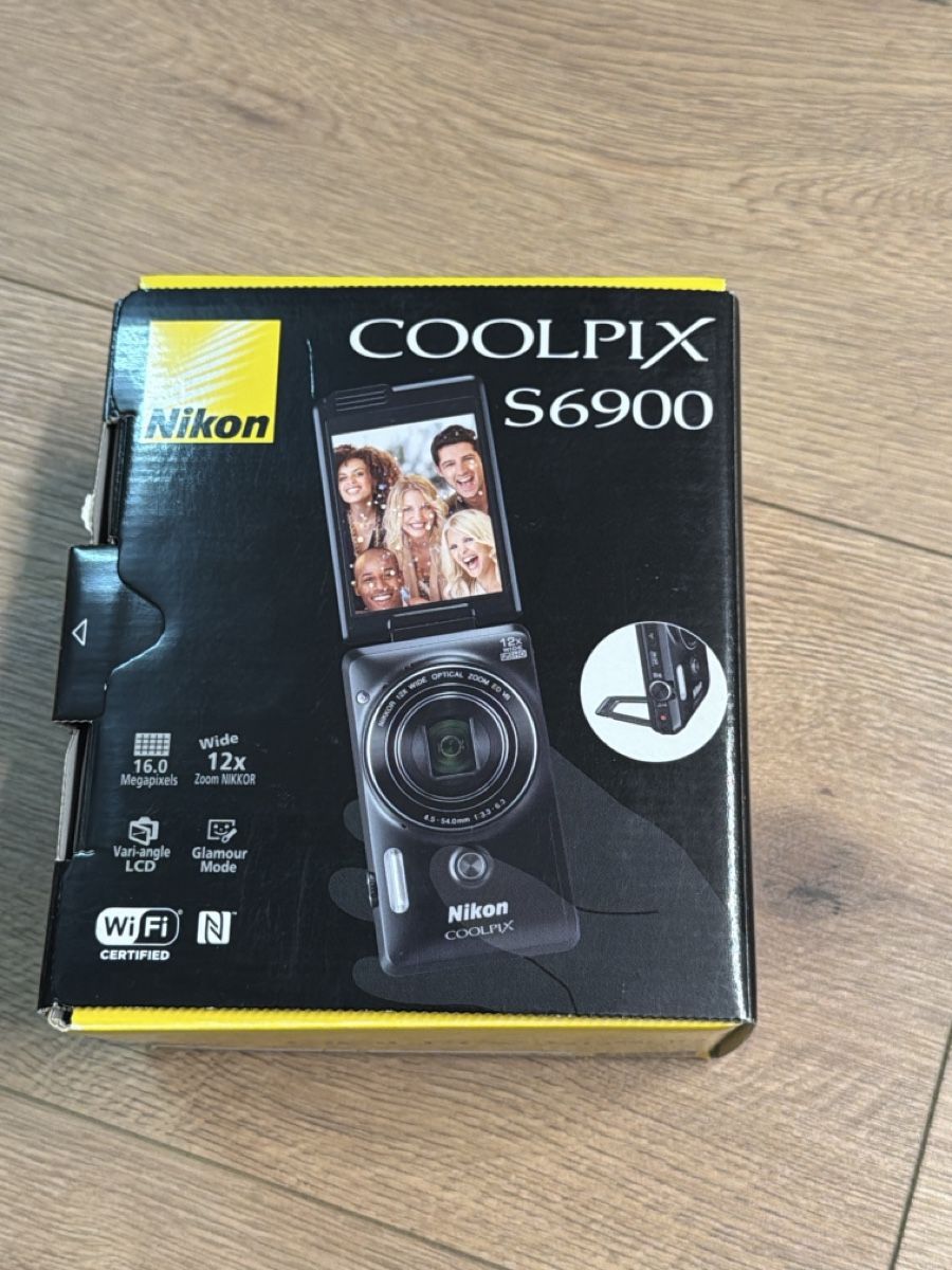 Coolpix Kamera: Fotocamera Nikon Coolpix S6900 nera – Gebraucht aus basel von Swiss._.1978