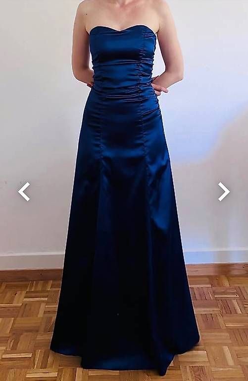 Robes: Abendkleid S – D'occasion à bern par AAAA-A5