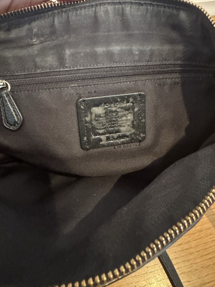 Coach Borse da donna: Coach Black Leather Handbag with Strap - Great Condition – Usato da Küsnacht ZH venduto da lia_lf7y 6