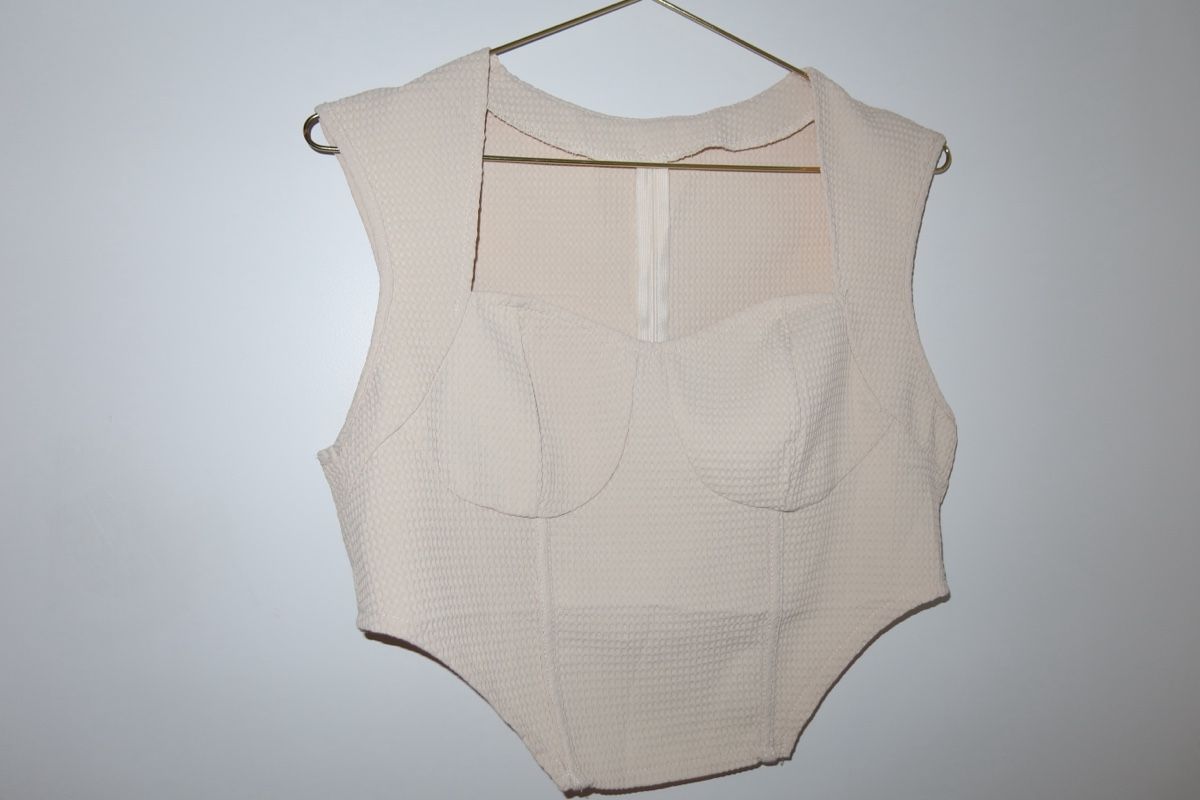 Lotti di vestiti: Beiges Sommerset – Nuovo (secondo la descrizione) da Amriswil venduto da lauraview