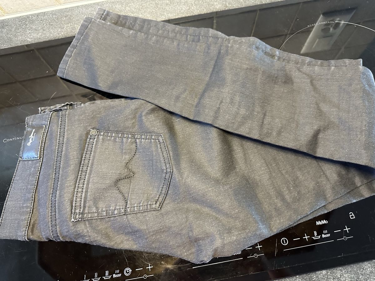 Pepe Jeans Jeans: Jeans noir Pepe jeans Pixie 28/32 – Usato da Servion venduto da josephine22 2