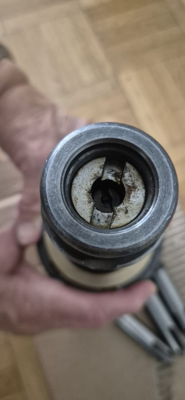 Tutti gli attrezzi: Drehbankspitzen  Mitlafende MK5  – Usato da Zürich venduto da Unameka 3