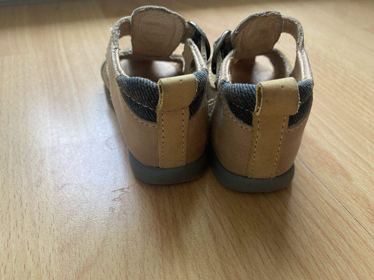 Scarpe per ragazzi: Leder Sandalen Lauflernschuhe 18 – Usato da Zürich venduto da Kris8050 4