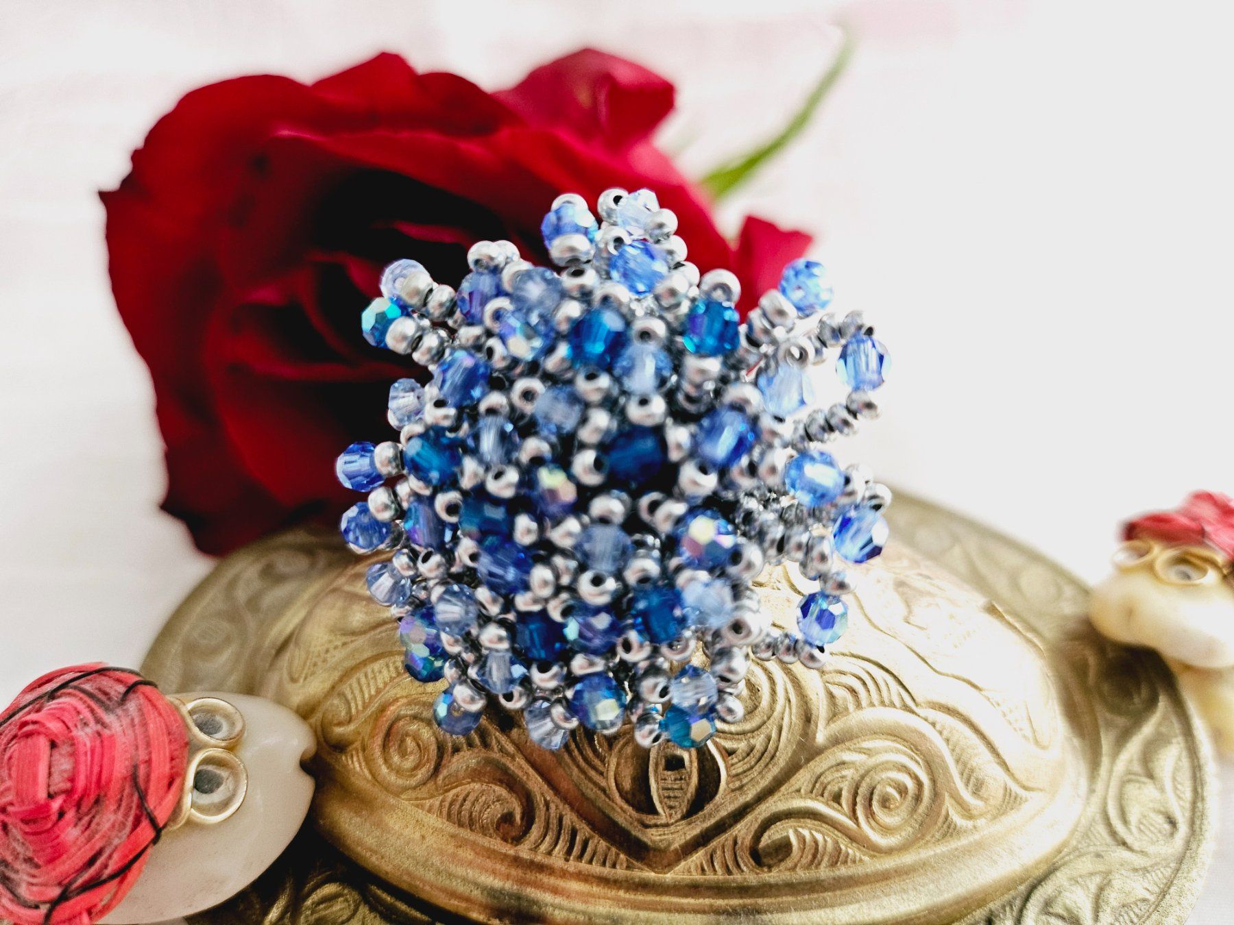 Anelli: Funkelnder Ring aus Swarovski Perlen blau – Nuovo (secondo la descrizione) da Dietikon venduto da Eleda 1