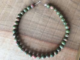 UNAKIT  PERIDOT/JASPIS ROT  KUGELN 10mm  LÄNGE 40cm
