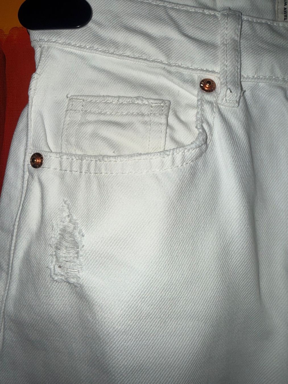 Jeans: weiße Jeans Mom Jeans Gr.34 – Usato da Buchrain venduto da nat_pl5p 3