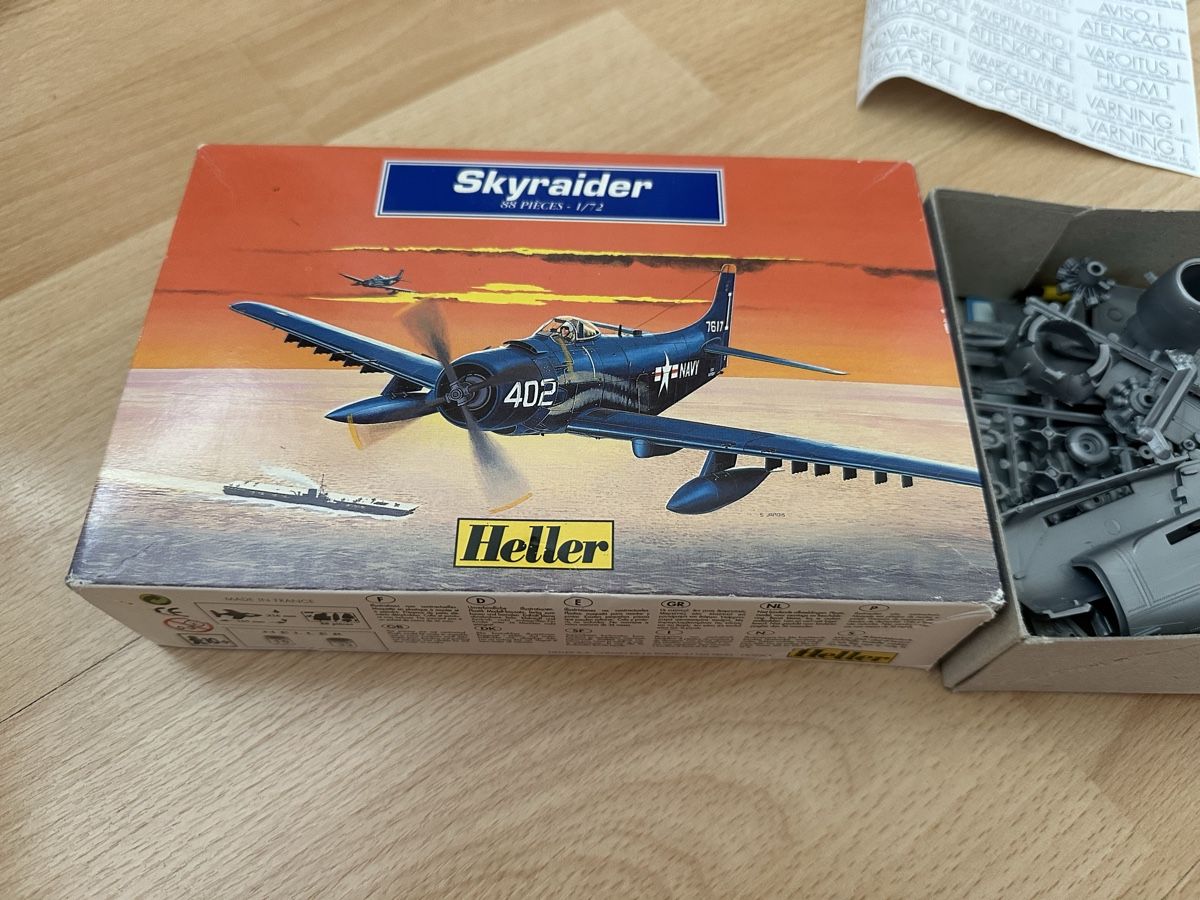 Heller Kit di modellismo & Modellini statici: Modellflieger neu – Nuovo e nell'imballaggio originale da Chur venduto da Sim7000 1