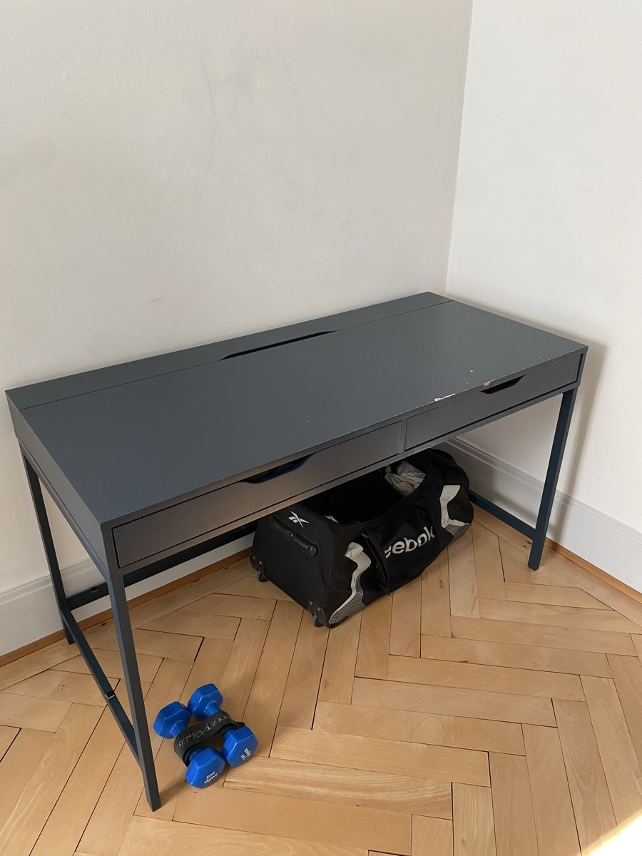 Scrivanie: Bürotisch (130x75 – Usato da St. Gallen venduto da cia_9pkh