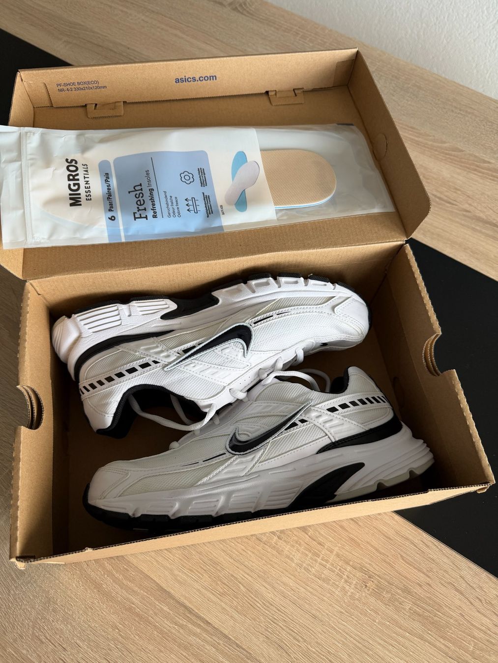 Nike Scarpe da uomo: Nike initiator – Usato da Courgenay venduto da Mic2412 9