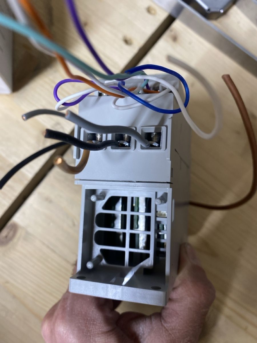 Componenti elettronici: SMC-3 Smart Motor Controller / Soft Starter 16A – Usato da Brugg AG venduto da nr1 2
