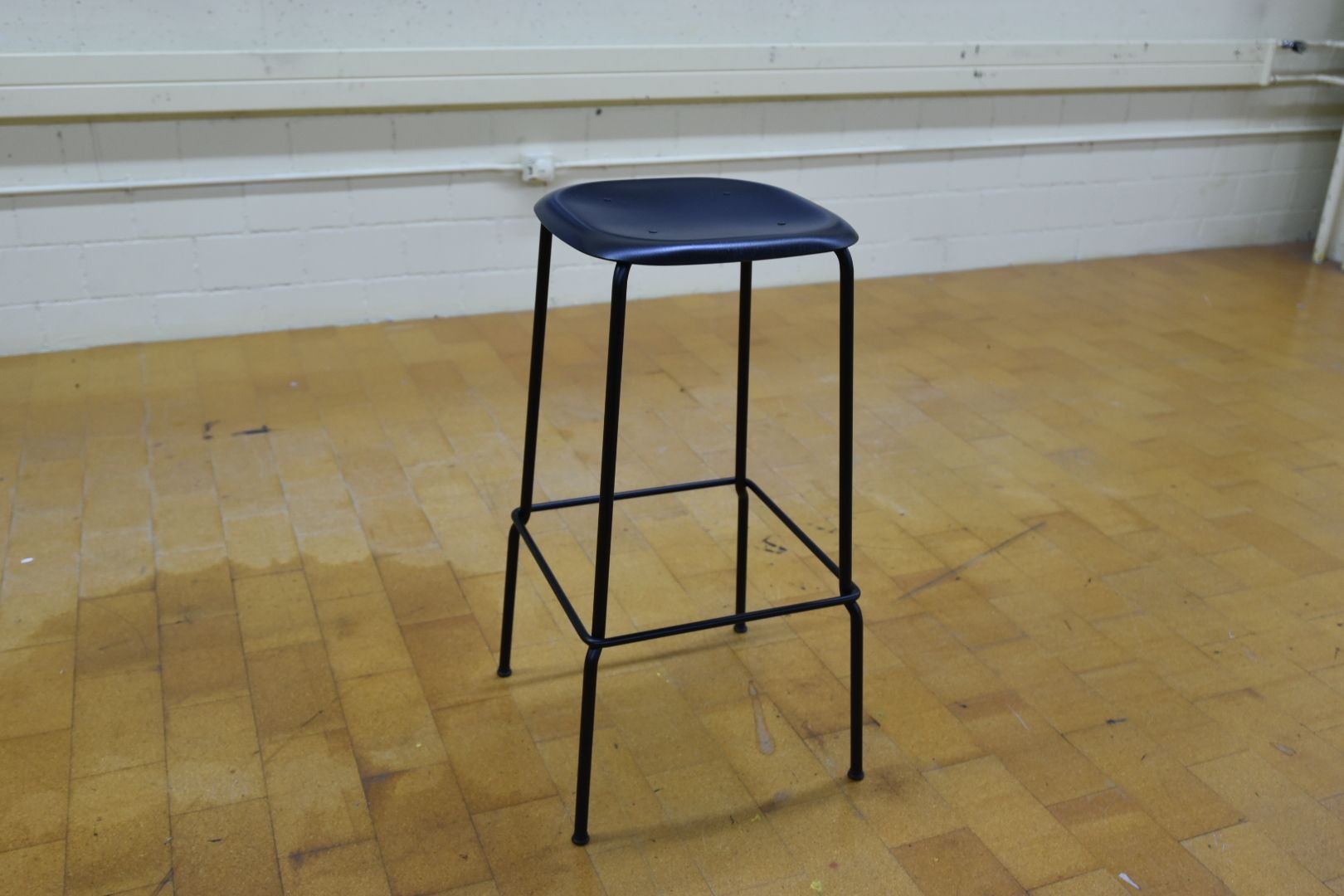 Hay Sgabelli: Designer Barhocker Soft Edge 85 von HAY – Usato da Lichtensteig venduto da Polsterwerk