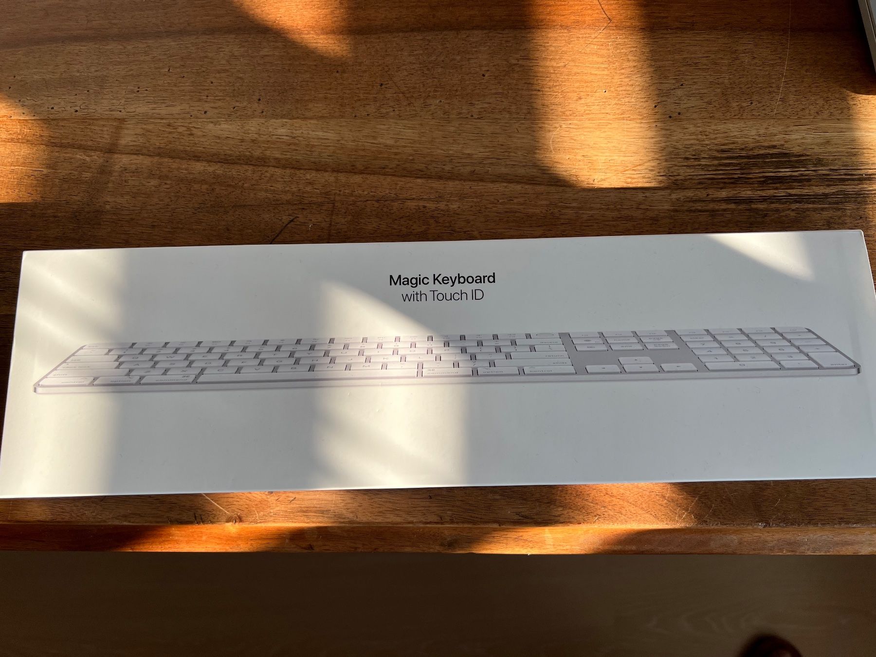 Apple Tastaturen: Magic Keyboard with Touch ID, Apple – Neu (gemäss Beschreibung) aus Henggart von