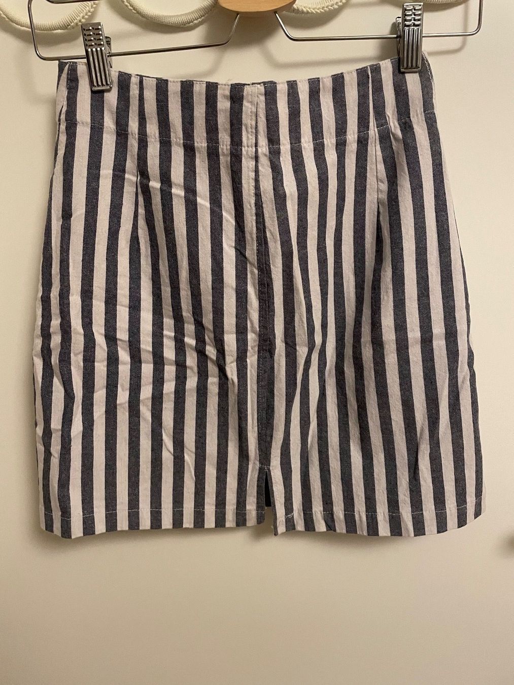 Brandy Melville Röcke: Rock BRANDYMELVILLE – Gebraucht aus Baden von cheyenne_5400 1