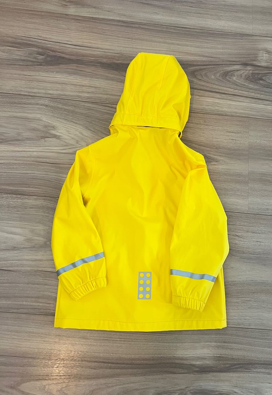 Vestes & Manteaux: Rain jacket 2-3 years old – D'occasion à Arzier Le Muids par oma_w5bq 1