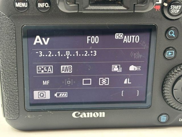 Canon Appareil photo: Canon 6D Fullframe 20 MP - Body – D'occasion à Seewis Dorf par Plebejus 3