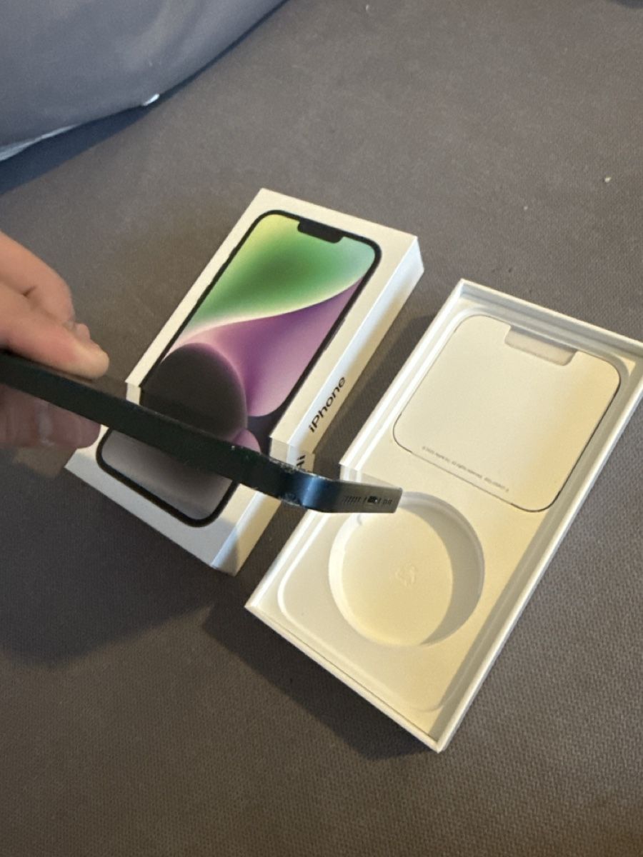 Apple Handys / Smartphones: iPhone 14 Plus 128Gb – Defekt aus Corcelles-Payerne von nic_jc9h 5