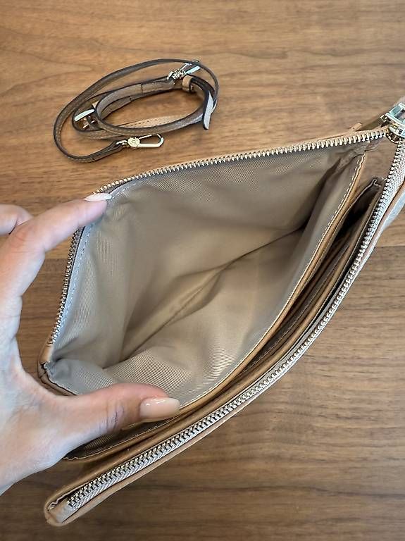 Sacs femmes: ABRO Umhängetasche (neu) – D'occasion à Hofstetten SO par Katharina_Nina_Nina 2