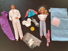 Barbiesachen aus den 80er Jahren.