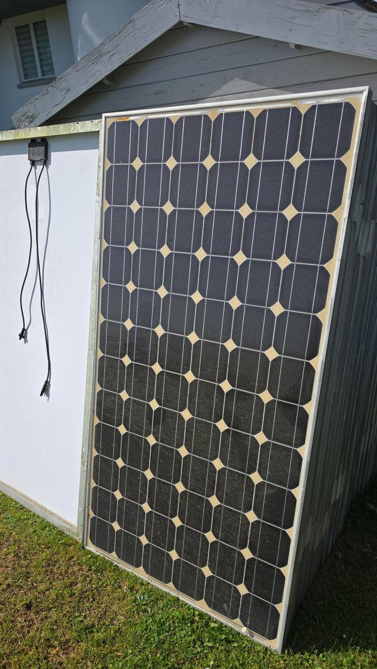 Panneaux solaires: Solarmodule, Solarpaneele – D'occasion à Wohlen AG par Mikisal
