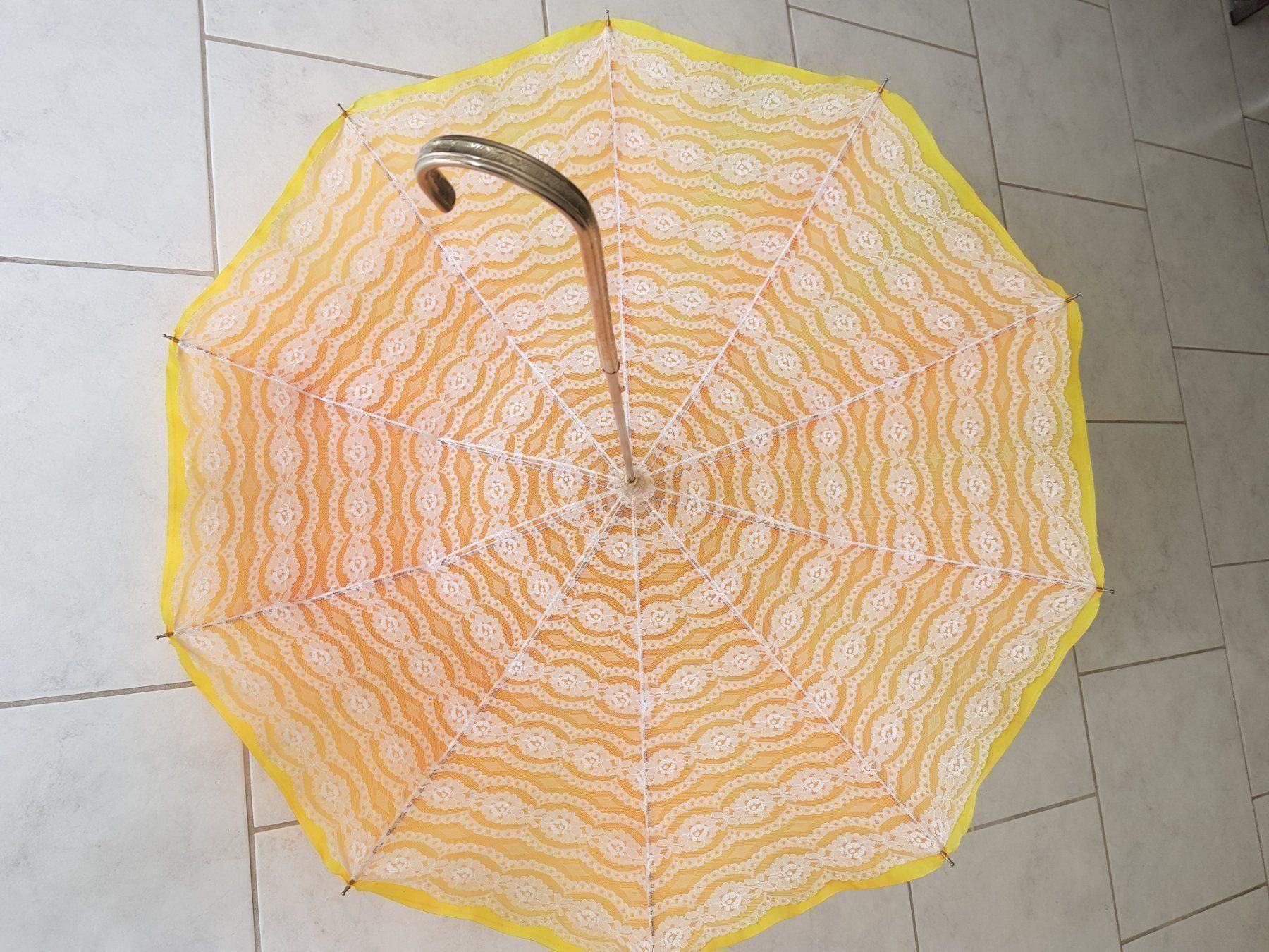 Ombrelli: Antiker Regenschirm – Usato da Rümlang venduto da Turrin 4