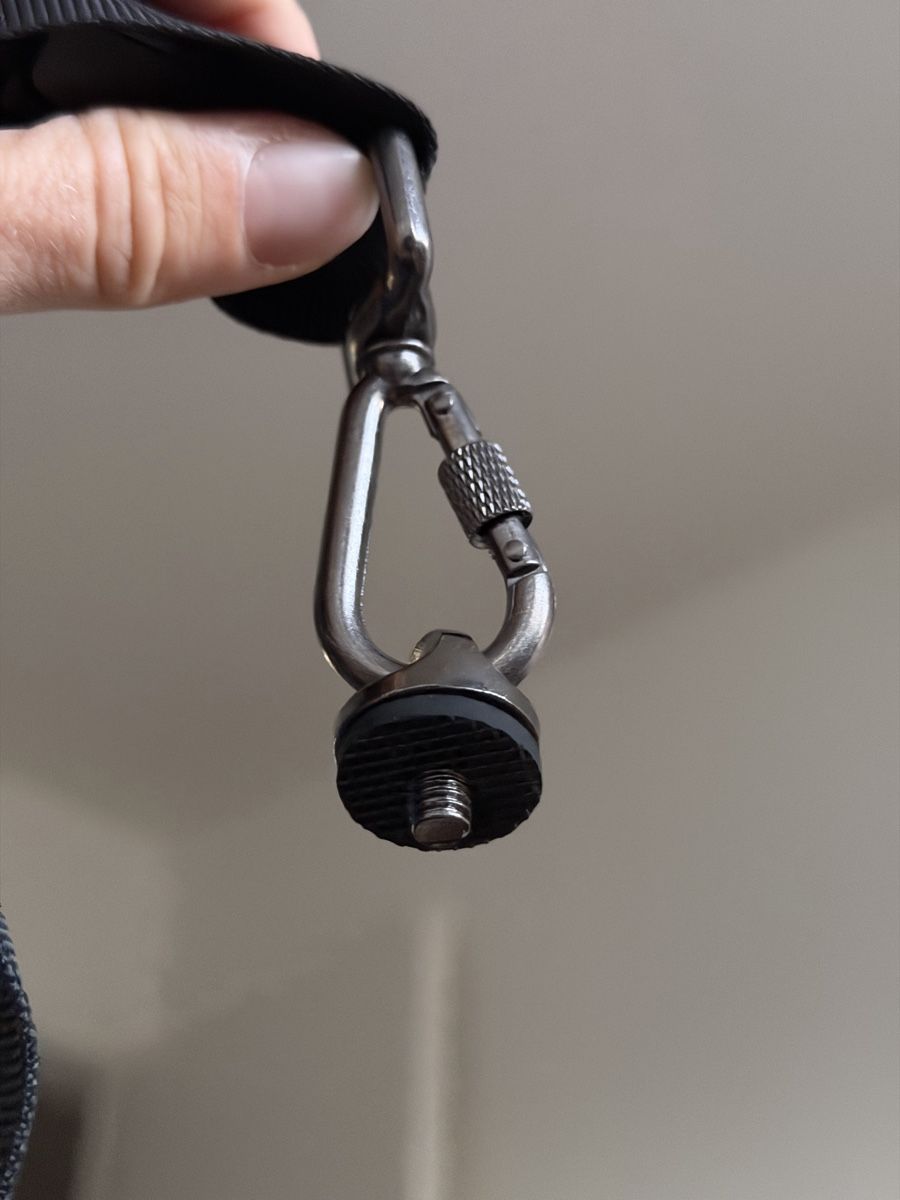 Sport dell'aria & Aquiloni: Dual Camera Harness Strap System Black Used Once – Nuovo (secondo la descrizione) da Zürich venduto da MariKondo 2