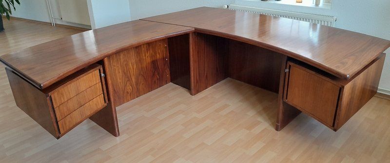 Schreibtische: Einzigartiger Schreibtisch aus Dänemark – Gebraucht aus Liesberg von Ragged 1