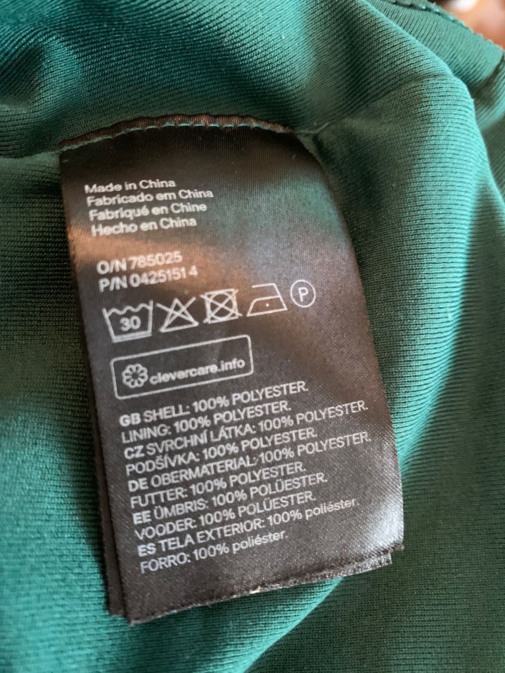 Kleider: Jolie robe verte H&M taille 36 ou S – Gebraucht aus MEYRIN von Gwendo10 3