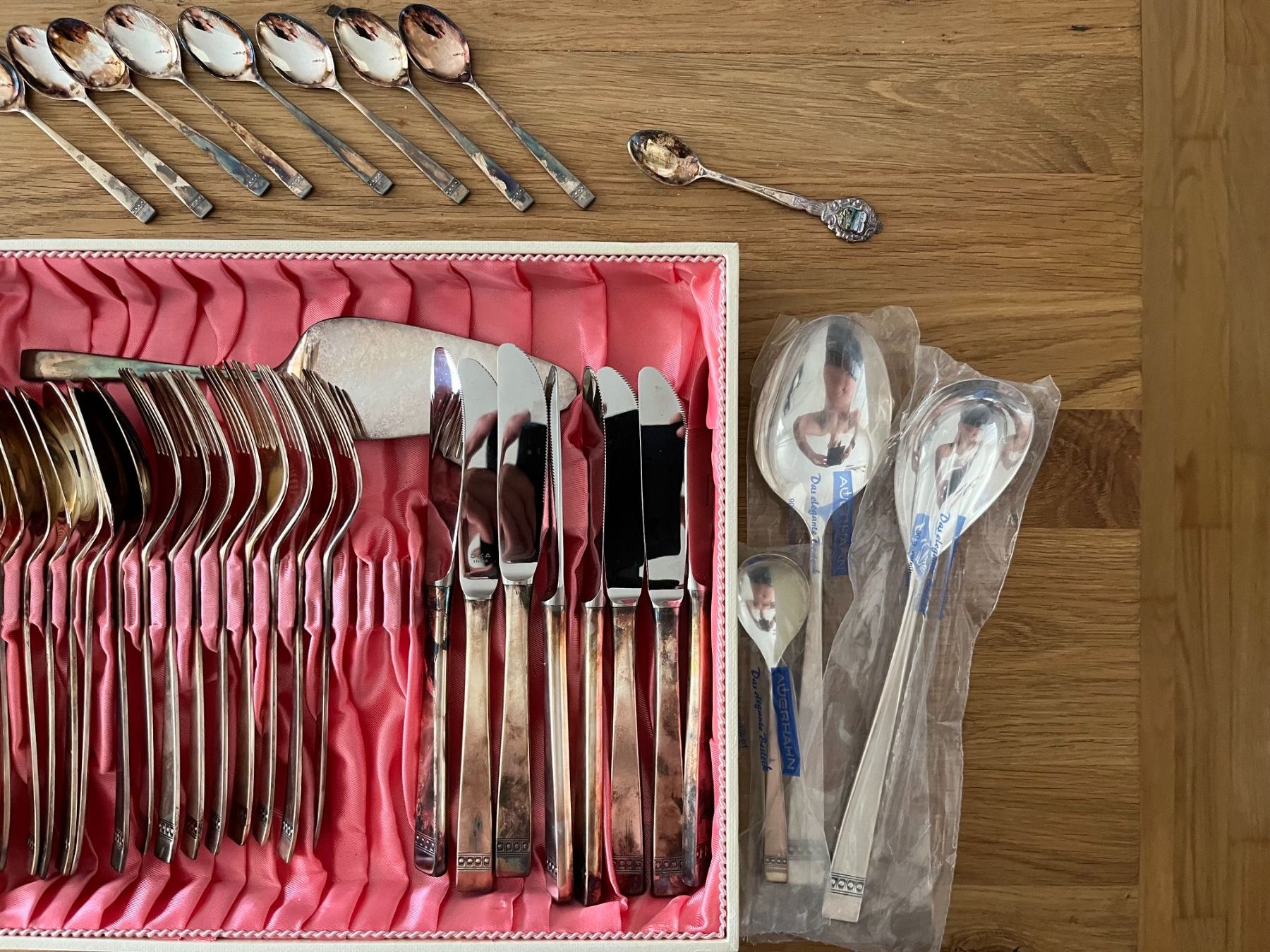 Bestecksets: Besteck achtteilig versilbert – Neu (gemäss Beschreibung) aus Volketswil von Leinad640 3