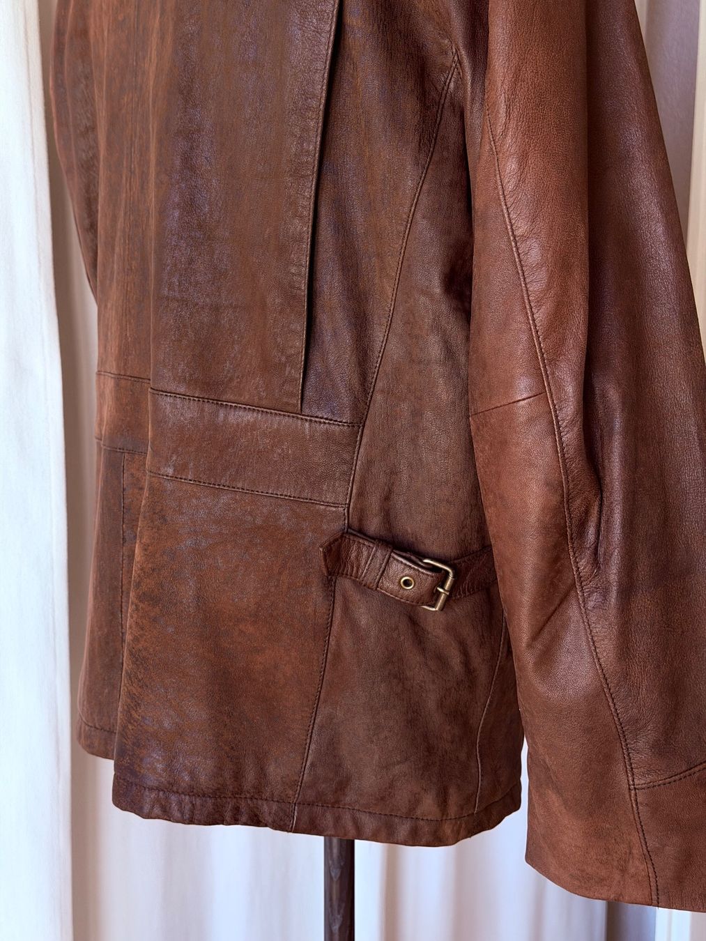 Parajumpers Jacken: Lederjacke braun M-L 50 – Gebraucht aus Wil SG von WilSG9500 2
