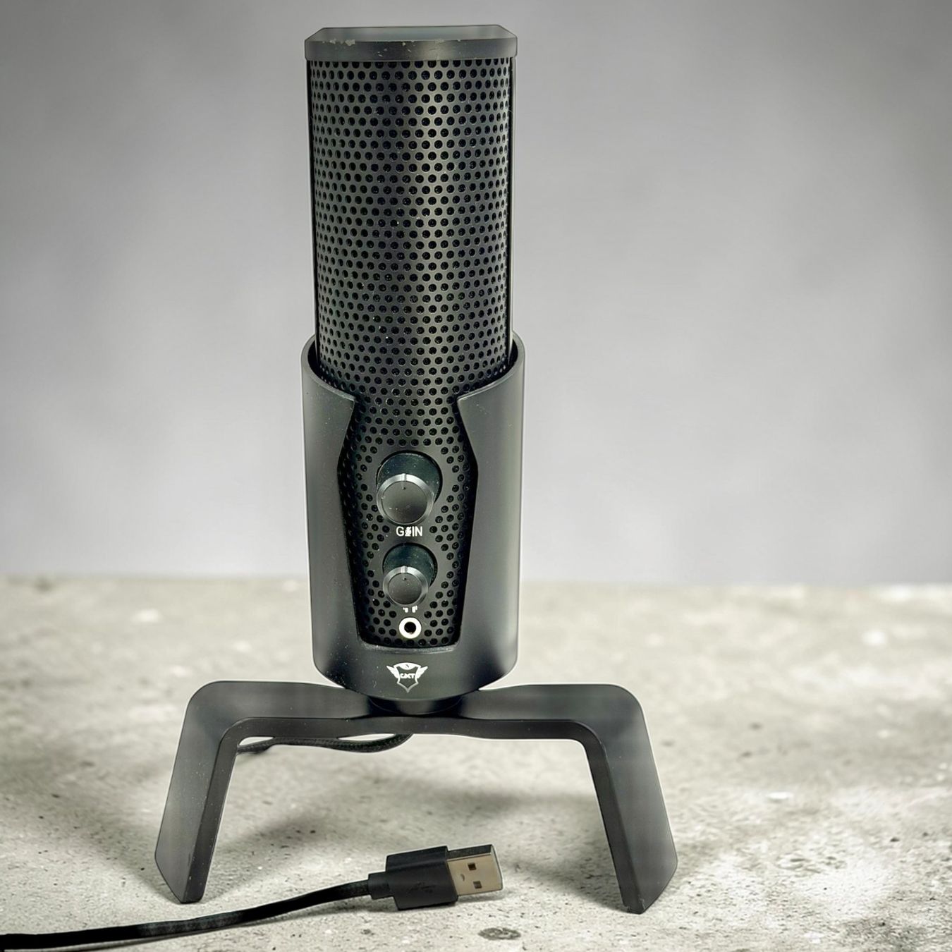 Trust Microfoni: Trust GXT 258 Fyru Microphone de streaming USB 4-en-1 – Usato da Morges venduto da Auct