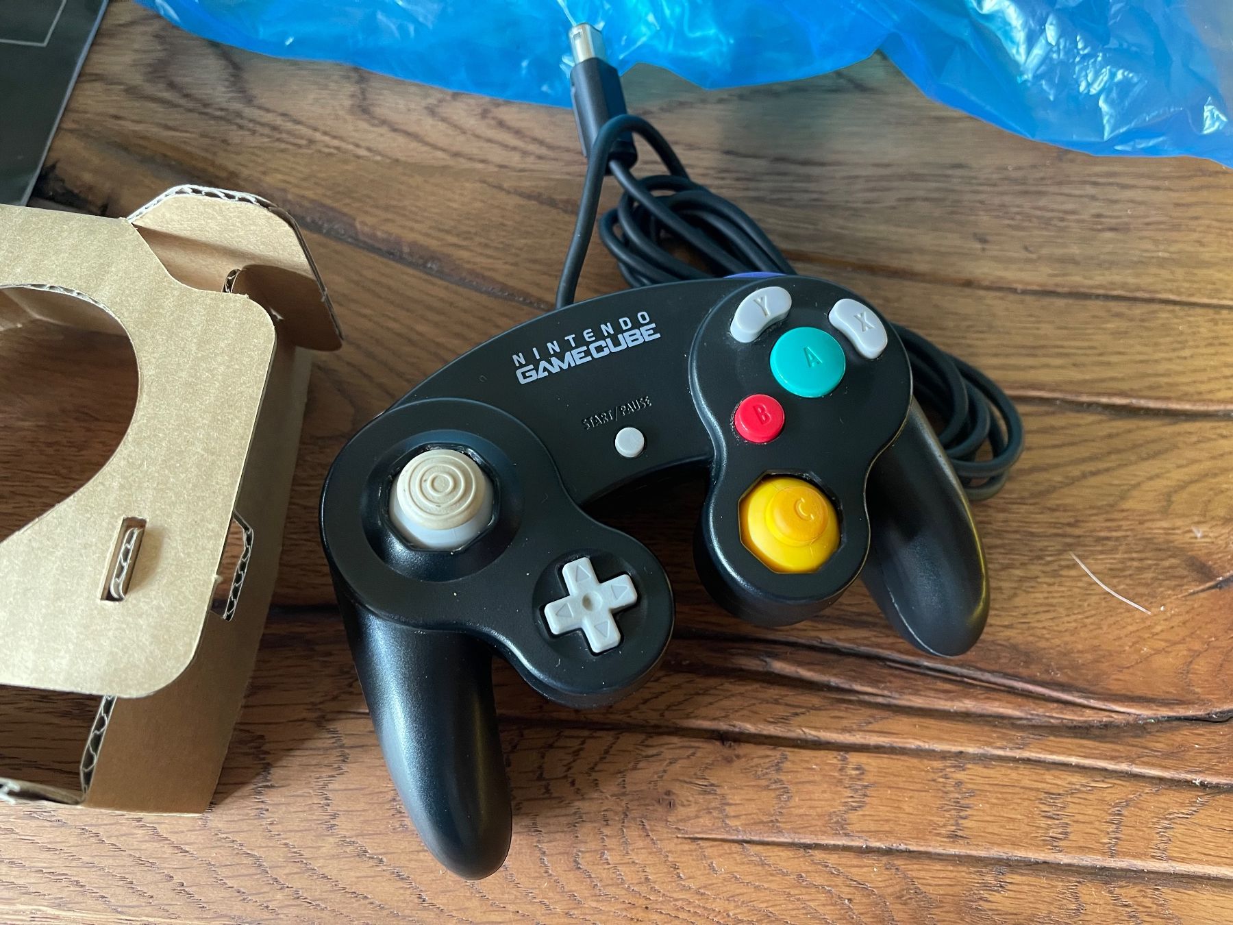 Nintendo Controller: Original GameCube Controller schwarz - in OVP Sammelzustand! – Usato da Zuerich venduto da Dorsi 7