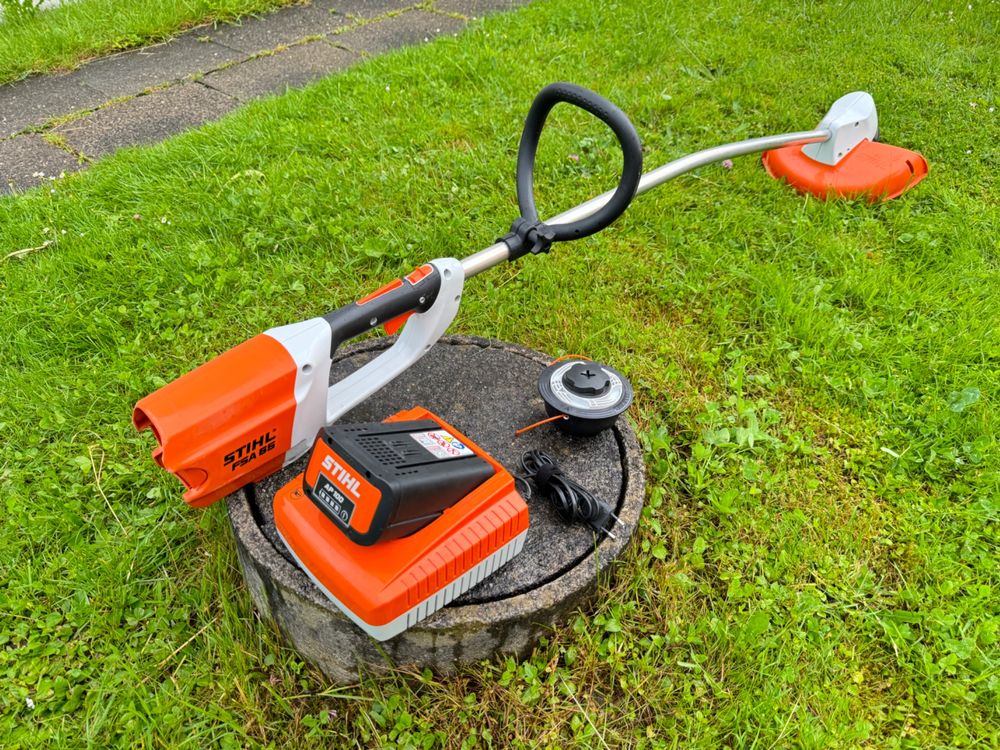 Akku Rasentrimmer STIHL FSA 65, mit Batary und Ladegeräte Kaufen auf