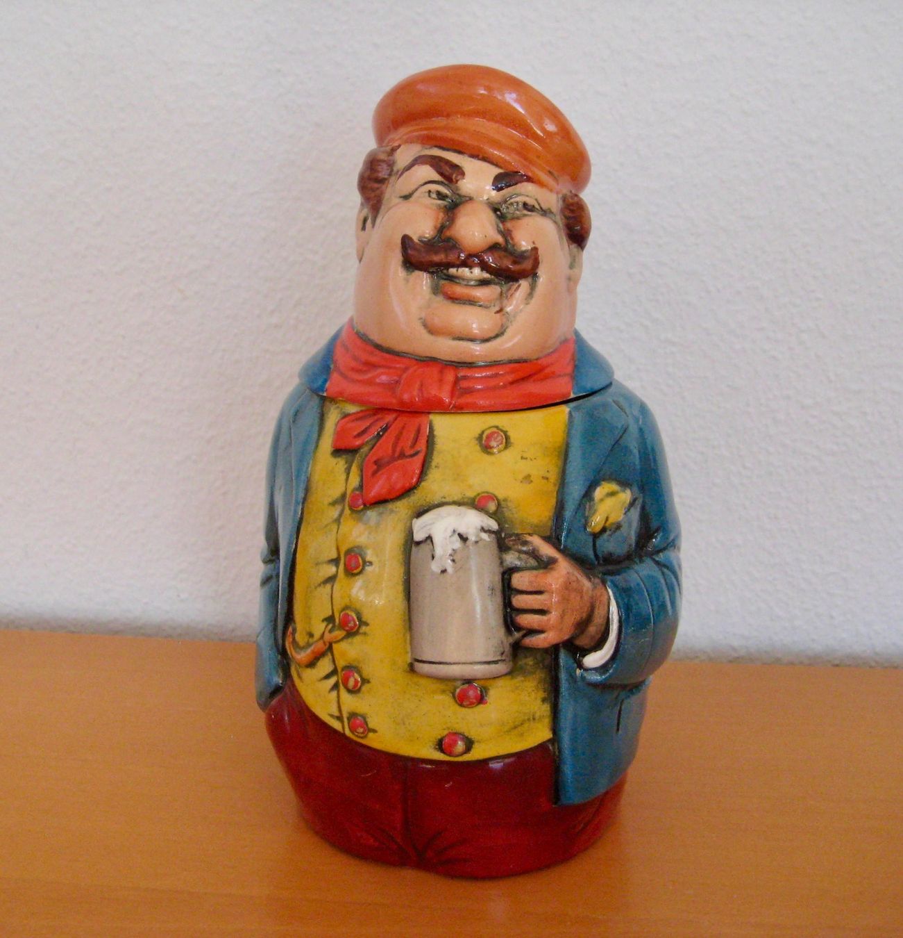 Bicchieri: Bierkrug - Figur  Keramik handbemalt – Usato da Langendorf venduto da Happy11 1