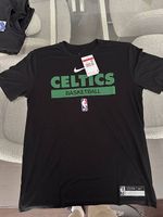 Nike Boston Celtics T-Shirt - Size L - NEW WITH TAGS