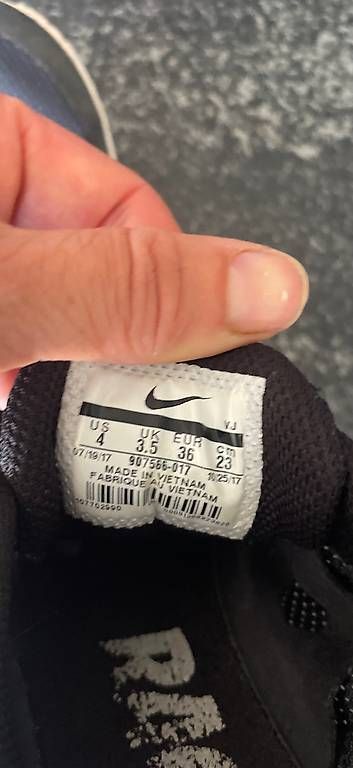 Herrenschuhe: Nagelschuhe Nike Grösse 36 – Gebraucht aus Linden von andreathuerig 2