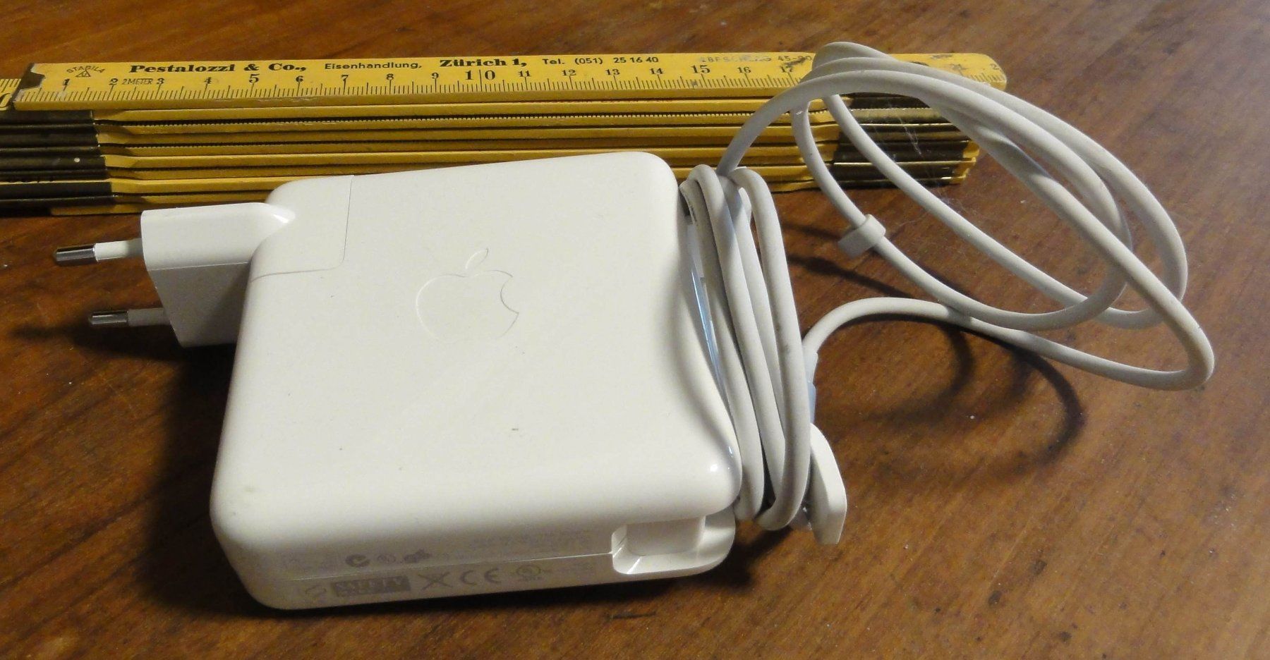 Apple Unità & Adattatore: Original Apple 85W MagSafe Power Adapter – Usato da Wohlen AG venduto da Flusslauf