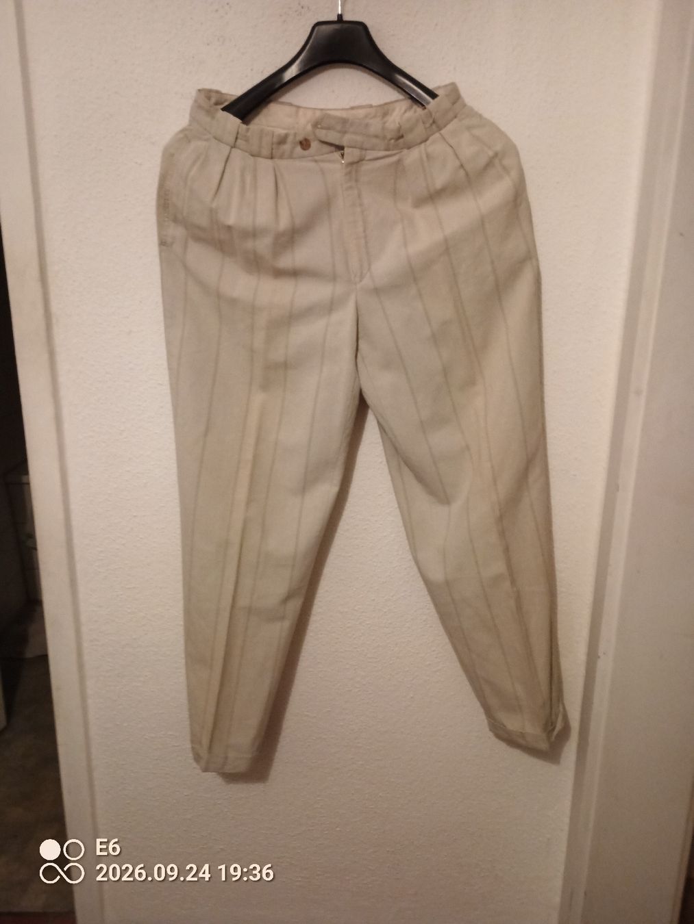 Pantaloni: Hose mit Streifen – Usato da Zürich venduto da Mitzi6