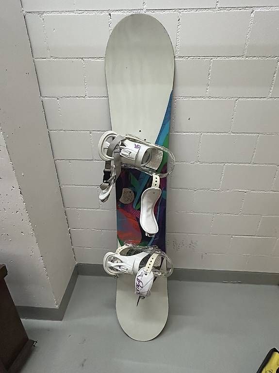 Boards: Snowboard Burton – Gebraucht aus Goldach von ann_syf8