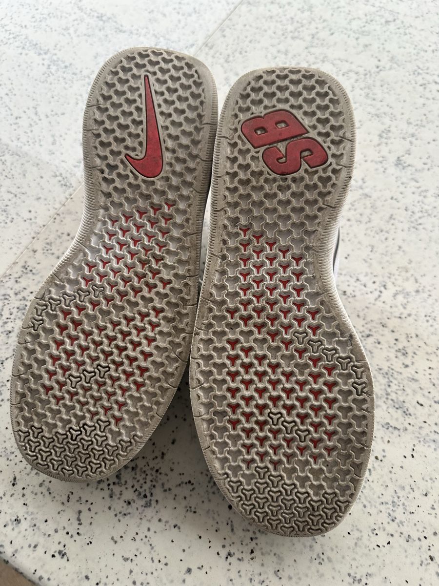 Scarpe da uomo: Nike Sportschuhe – Usato da Pfäffikon SZ venduto da Fili3 2