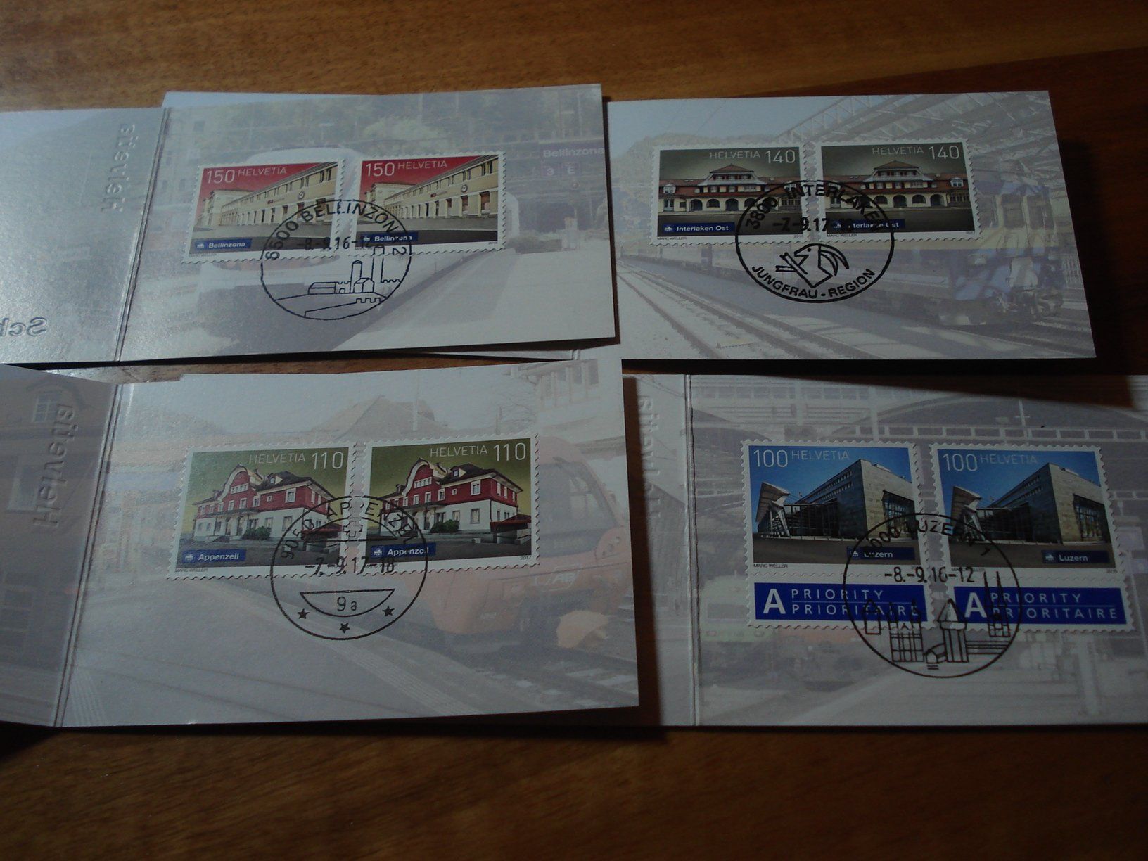 Tous les timbres: 6 Booklets um 2016, SChweizer Bahnhöfe, o der Bahnhöfe – D'occasion à Niederwil AG par morostahu 2