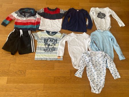 Kleiderpaket Gr 98, Shirts, Shorts, Bodies