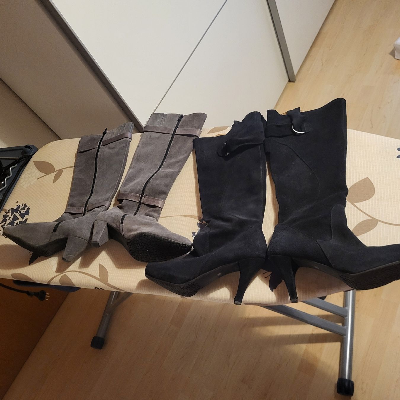 Scarpe da donna: Kollflex-Stiefel (39) aus Wildleder – Usato da Malans GR venduto da caroline_F.85