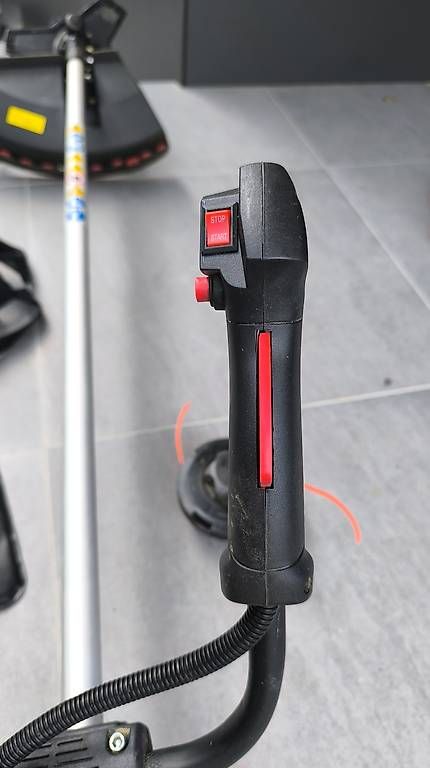 Tutte le macchine: Motorsense AL-KO BC 400B – Usato da Niederlenz venduto da Trixi778 2