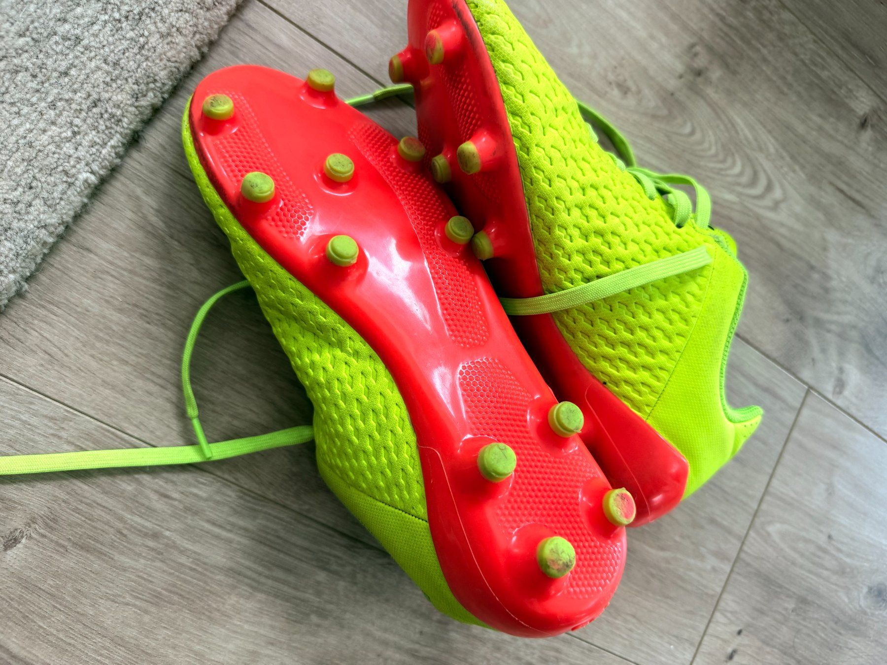 Fila Scarpe per ragazzi: Chaussure Foot Fila Gr.39 – Usato da Chambésy venduto da mariuselus 2