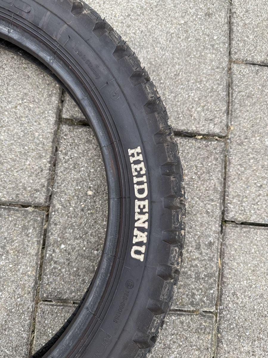 Tutti i ricambio per moto: 2x Pneus zu Kleinmotorrad – Usato da Reisiswil venduto da uleibundgut 2