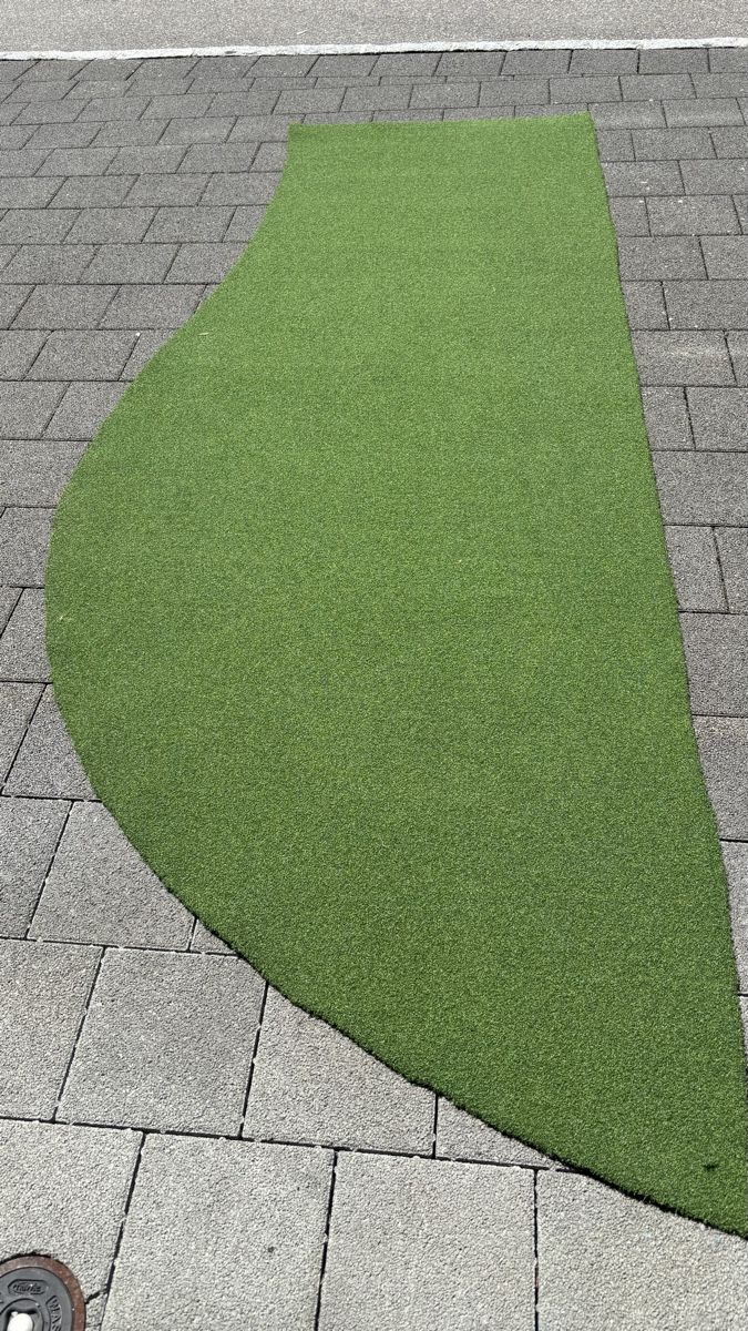 Mazze & Set: Putting Green - 3.4 m Professioneller Golfteppich – Usato da Schenkon venduto da mazzi11