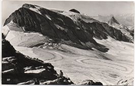 BLICK VOM RUCHENGLÄRNISCH Bergsteiger