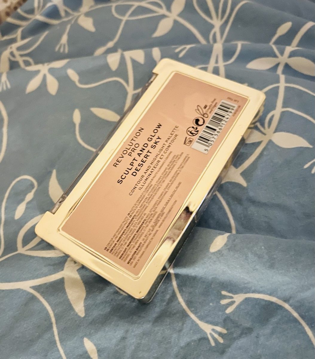 Make-up: • Contour & Highlight Palette • – Nuovo (secondo la descrizione) da Basel venduto da mendoza13 2